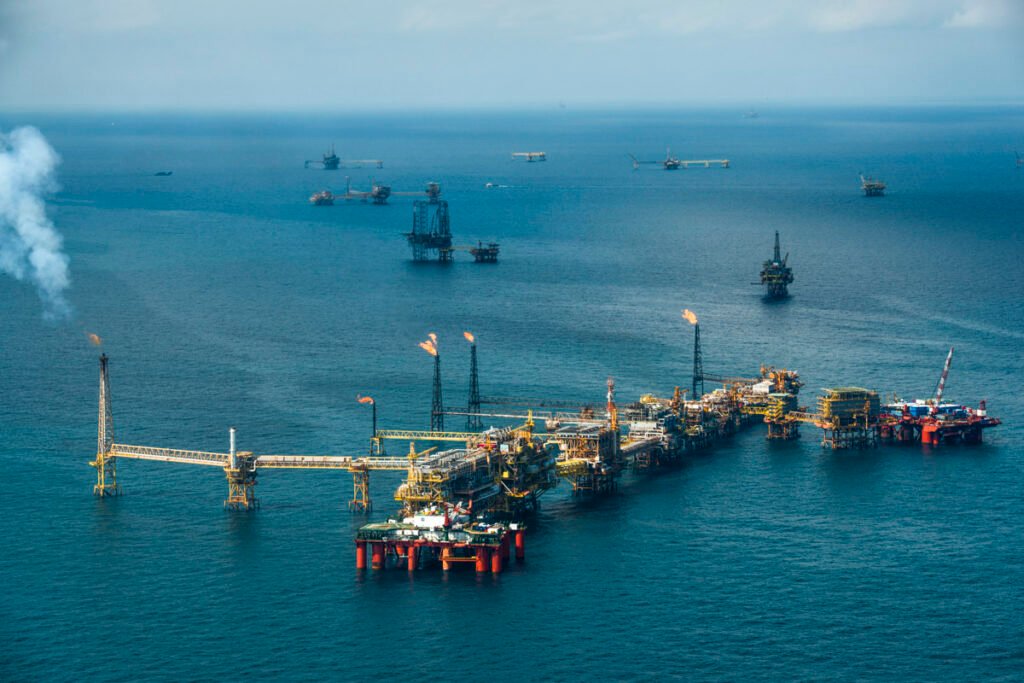 plataformas-petroleo-consultores